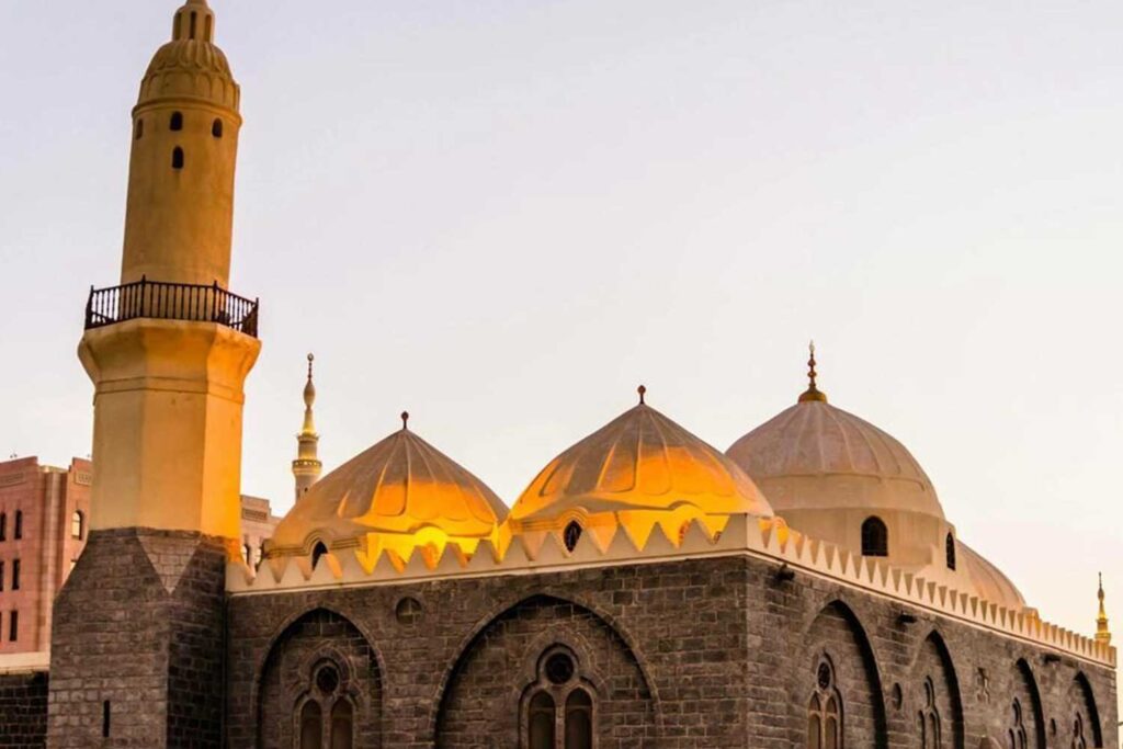 masjid al ghamamah ziyarat place in saudi arabia
